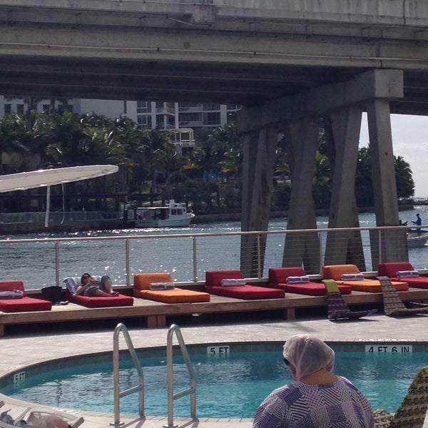 2/7/2015에 Jordyn E.님이 Waterstone Resort &amp; Marina Boca Raton, Curio Collection by Hilton에서 찍은 사진