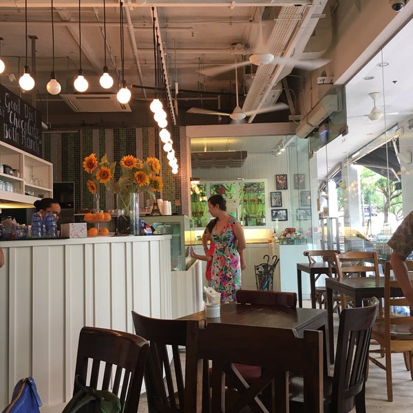 10/23/2016にQuynh V.がLaurent&#39;s Cafe &amp; Chocolate Barで撮った写真