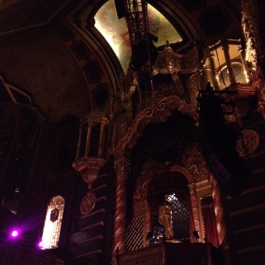 Снимок сделан в St. George Theatre пользователем Tiffany C. 11/18/2012