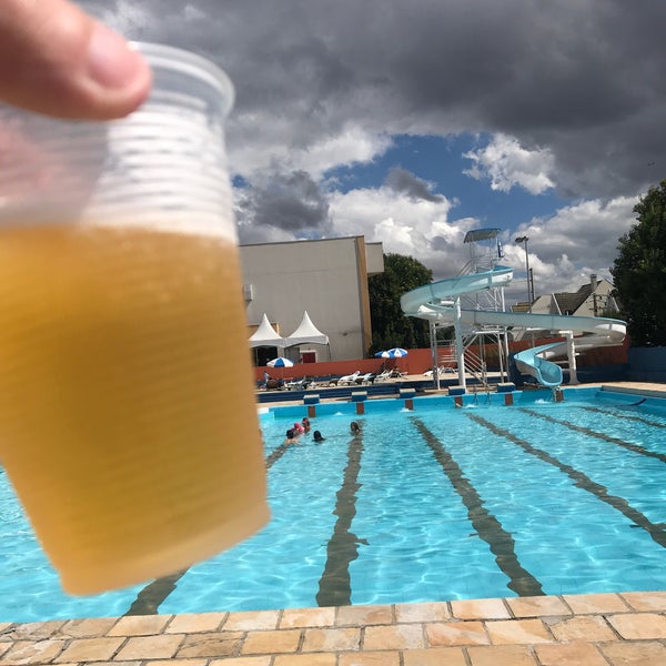 Fotos em Urca Esporte Clube Ahú - R. Albano Reis, 170