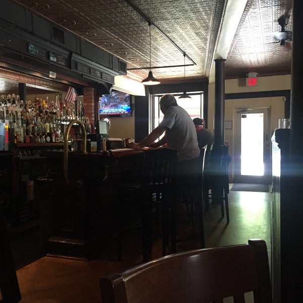 7/22/2015 tarihinde Marshall M.ziyaretçi tarafından Whistling Willie&#39;s American Grill'de çekilen fotoğraf