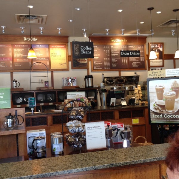 Photo taken at Peet&#39;s Coffee &amp; Tea by Marshall M. on 7/31/2014