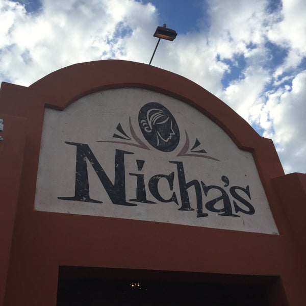 3/12/2015にShaunna R.がNicha&#39;s Comida Mexicana - Southsideで撮った写真