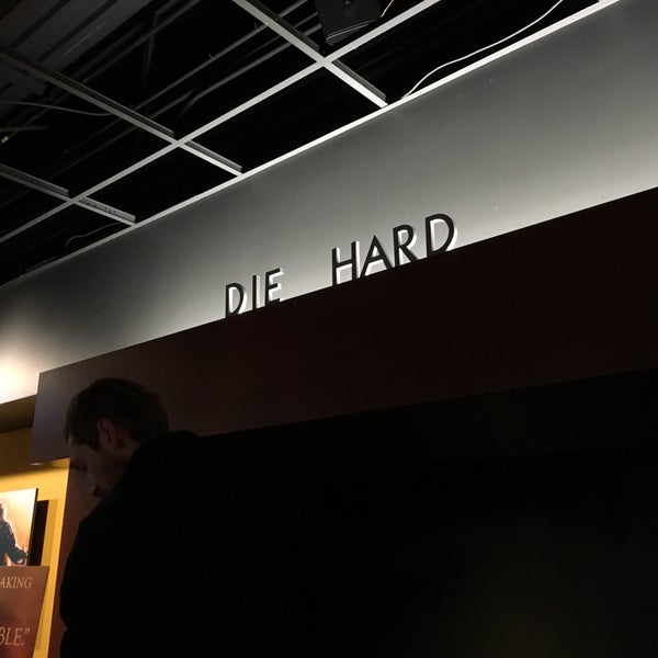 Fleur Cinema & Café Movie Theater in Des Moines