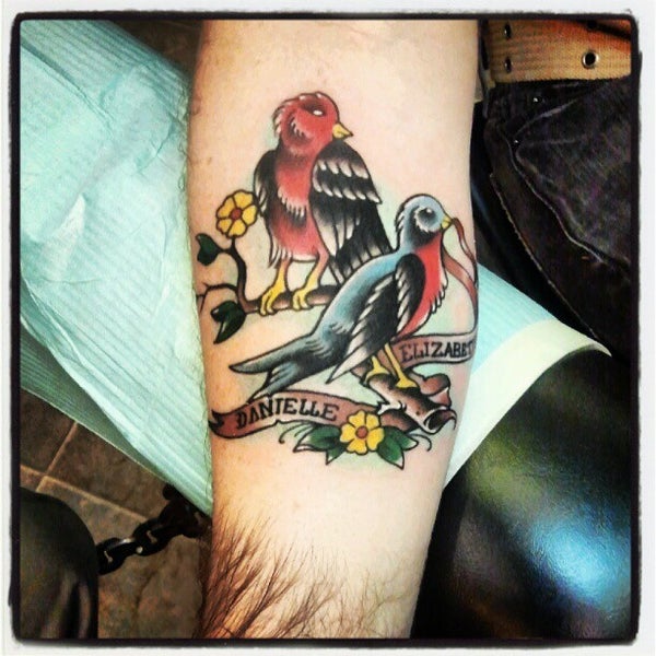10/17/2012 tarihinde Philadelphia E.ziyaretçi tarafından Philadelphia Eddie&#39;s Tattoo 621'de çekilen fotoğraf