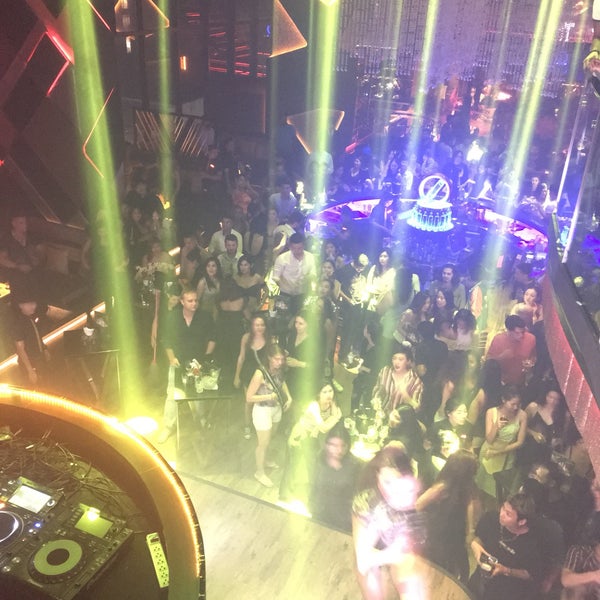 รูปภาพถ่ายที่ Levels Club &amp; Lounge โดย Natty เมื่อ 9/15/2018