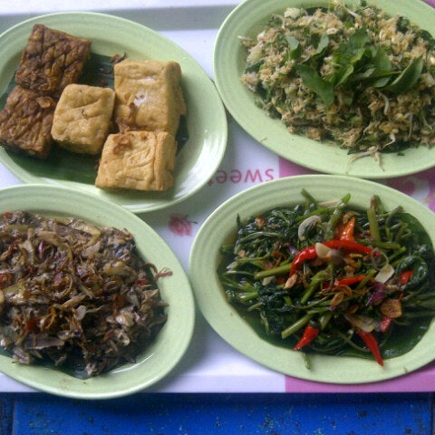 Photos At Griyo Dahar Agata Special Ingkung Ayam Jawa Javanese Restaurant