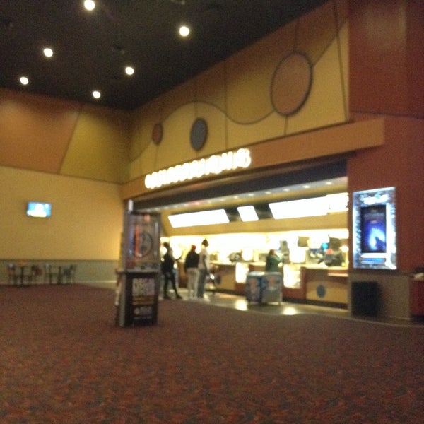 lansing mall movie theater