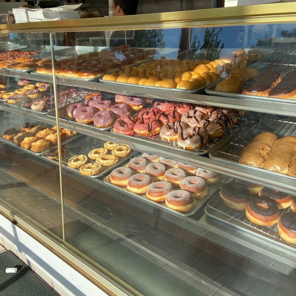 Miss Donut Bagel 2082 Bonita Ave