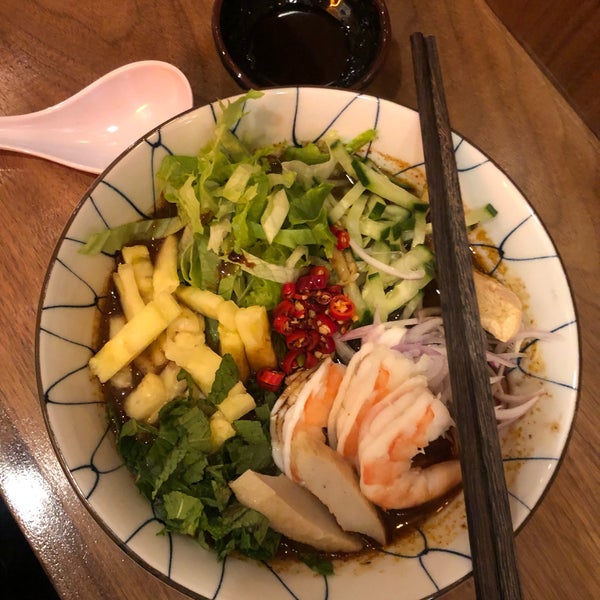 Foto tirada no(a) Mi Noodle Bar por Lu Y. em 12/24/2018