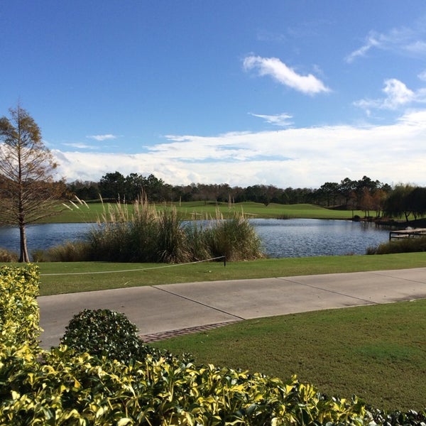 Foto tomada en Shingle Creek Golf Club  por Mary Jane C. el 1/10/2014
