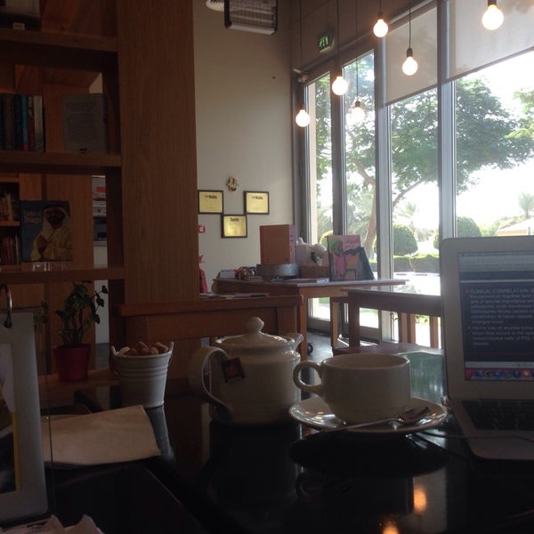 10/10/2014 tarihinde Haya A.ziyaretçi tarafından BookMunch Cafe'de çekilen fotoğraf
