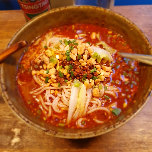 Had the dan dan noodles level 5. One of the spiciest things I've ever eaten, truly amazing if you're up for it. Not for the faint-hearted though.