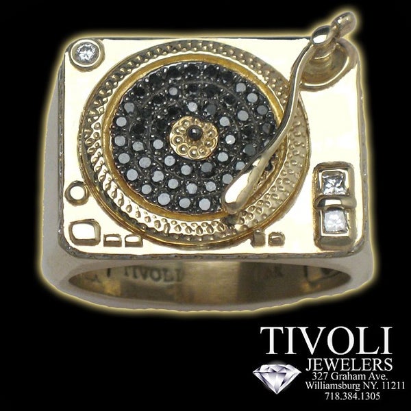 Photo taken at Tivoli Jewelers by Tivoli J. on 8/22/2013