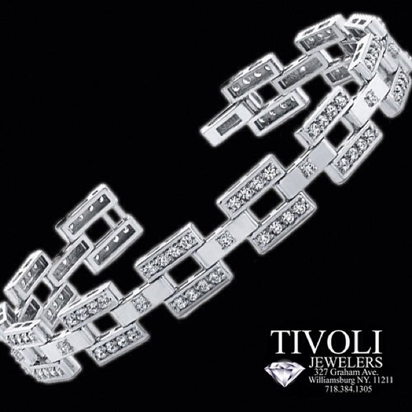 Photo taken at Tivoli Jewelers by Tivoli J. on 4/30/2013