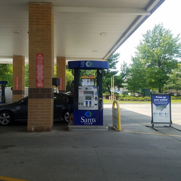 Sam's Club Gas Station 5080 N Oak Trfy