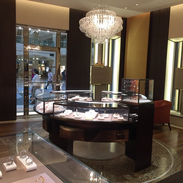 BVLGARI BOUTIQUE PLAZA SENAYAN Jakarta Pusat Jakarta