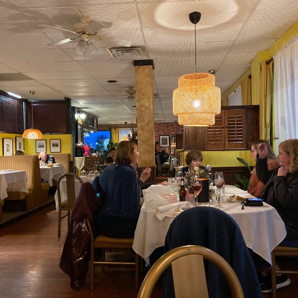 Osteria Alfredo Italian Restaurant in Easton