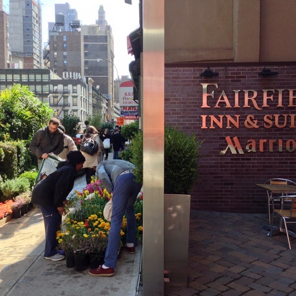 Снимок сделан в Fairfield Inn &amp; Suites by Marriott New York Manhattan/Chelsea пользователем Alberto O. 4/20/2014