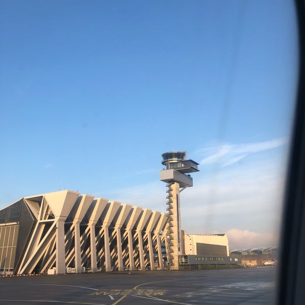 Снимок сделан в Аэропорт Франкфурт-на-Майне (FRA) пользователем Joseph A. 11/25/2018