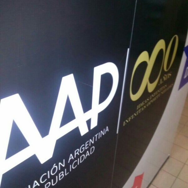 รูปภาพถ่ายที่ La Asociación - Centro de Aprendizaje de la AAP โดย German S. เมื่อ 4/9/2015