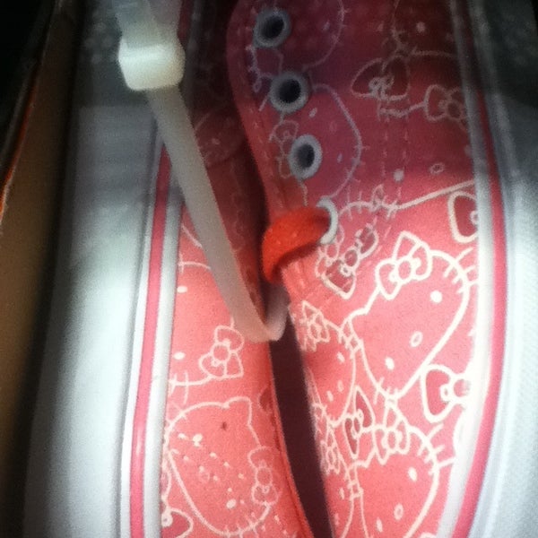 vans tanger