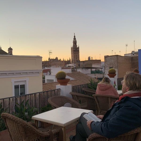 Well located hotel in the middle of the old parts of Seville. Good Tapas bars nearby and nice roof-top terrace. Small but clean rooms. Slow but working wifi.