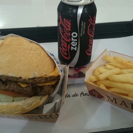Photo prise au Madero Burger par Josende G. le10/2/2014