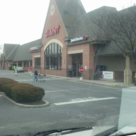 Giant Food Stores - Supermarket