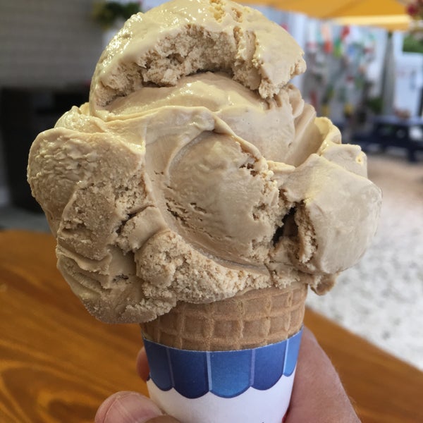 Arnold's Gourmet Ice Cream Ice Cream Shop in Eastham