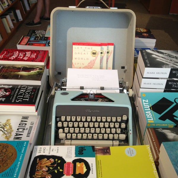 Photo taken at The Astoria Bookshop by Green A. on 8/21/2013