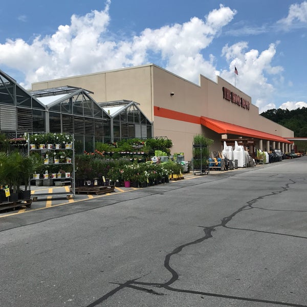 The Home Depot Kingsport'da Hırdavat Mağazası