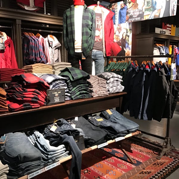 And Fitch Abercrombie Hollister Outfitters Hollister Clothing