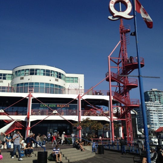 Lonsdale Quay Market Pazar