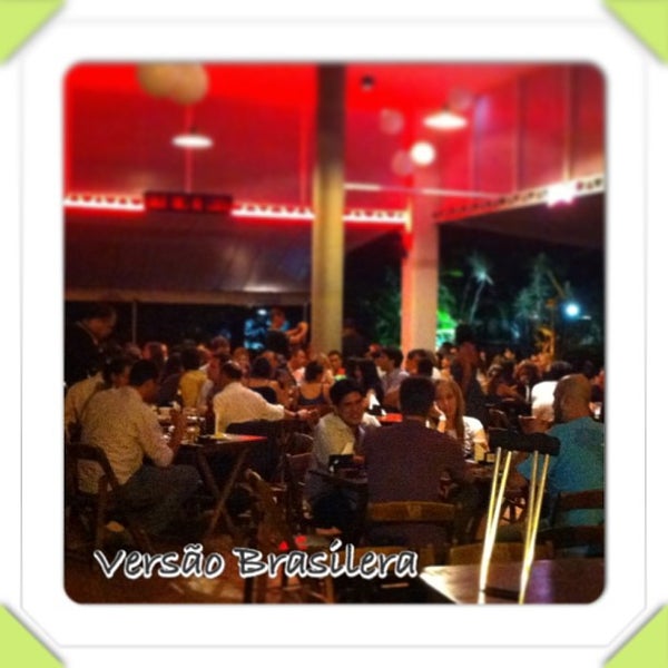 Photo taken at Versão Brasileira Bar &amp; Restaurante by Daniel R. on 12/18/2012