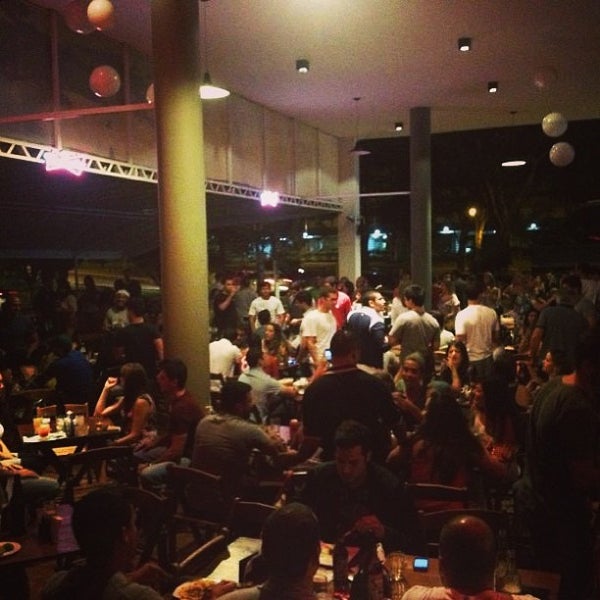 Foto tirada no(a) Versão Brasileira Bar &amp; Restaurante por Daniel R. em 3/29/2013