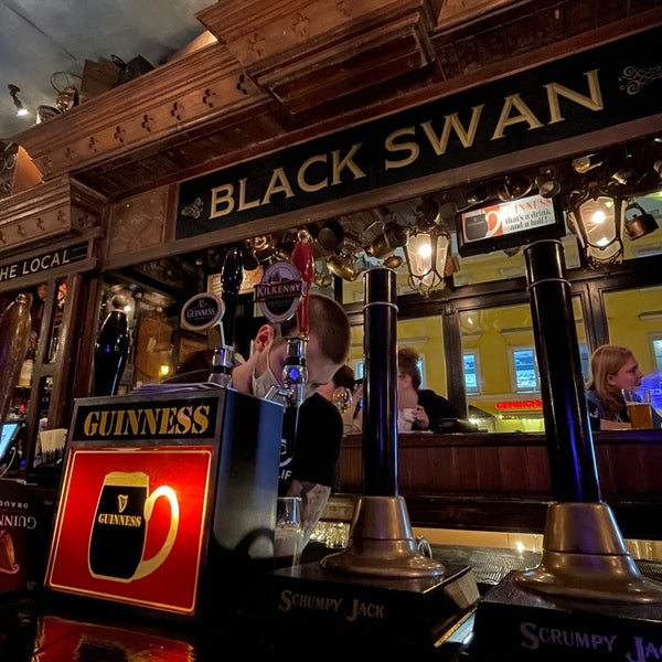 Foto scattata a Black Swan Pub da Mikhail V. il 11/25/2021