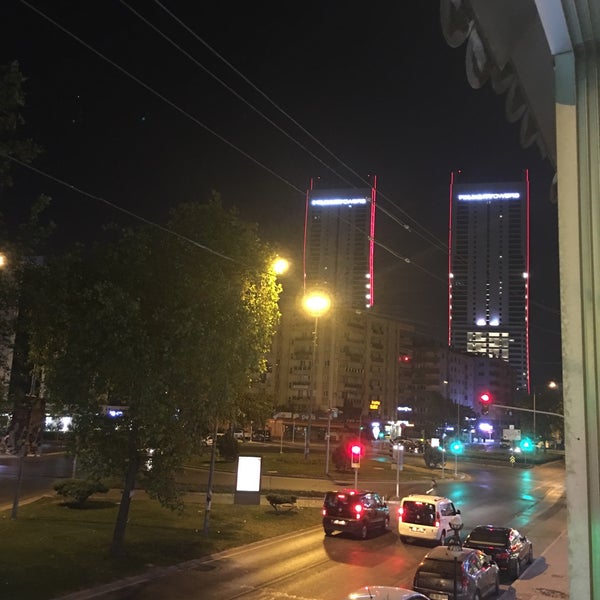 รูปภาพถ่ายที่ Kanatçım Ocakbaşı โดย Ayaz เมื่อ 8/14/2019