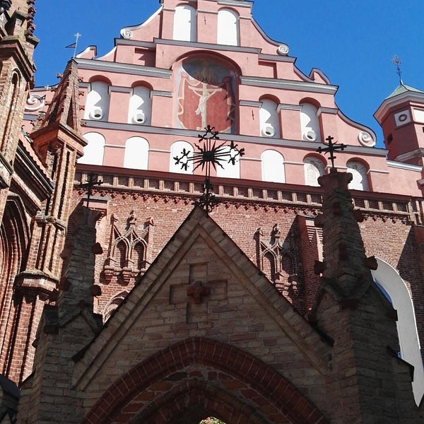 Das Foto wurde bei Šv. Pranciškaus Asyžiečio (Bernardinų) bažnyčia von Alexander am 8/9/2017 aufgenommen