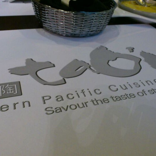 Foto diambil di Tao&#39;s Restaurant oleh Zac pada 1/27/2012