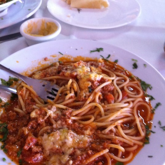 Intenta el Spaghetti a la Bolognesa... Está buenísimo