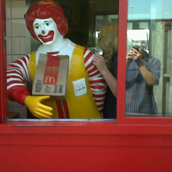 Das Foto wurde bei McDonald&#39;s von Timo B. am 8/27/2011 aufgenommen