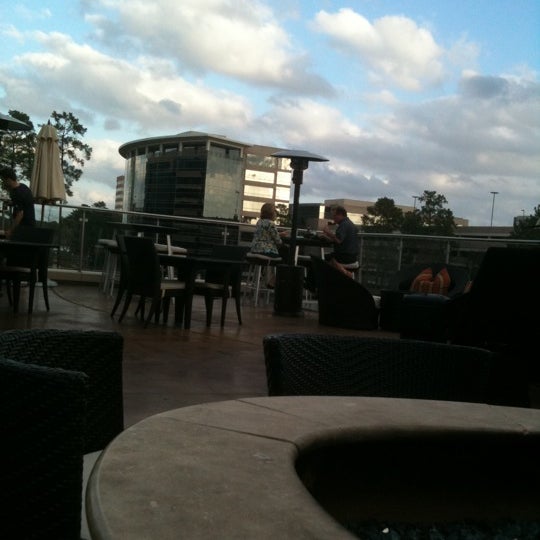 Crush Wine Lounge Wine Bar in Town Center