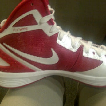 queensway shopping centre basketball shoes