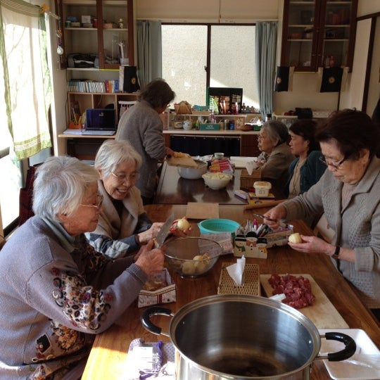 Fotos En Npo法人シニアライフセラピー研究所 亀吉 藤沢 1 Tip De 2 Visitantes