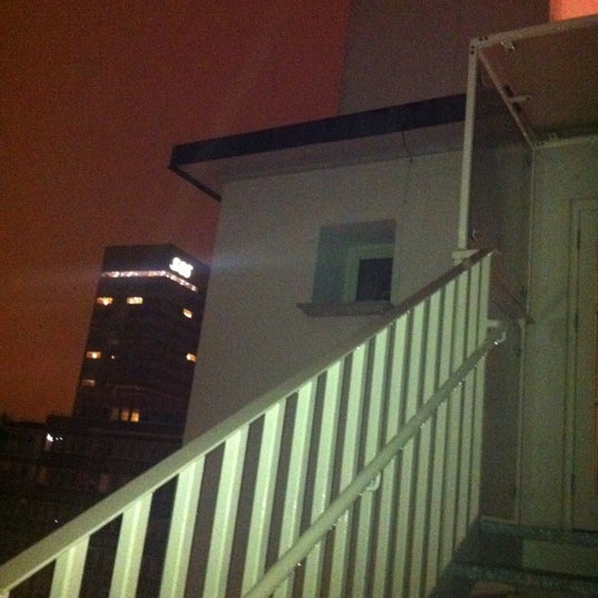 Foto scattata a Ascot Apartments da Peter D. il 3/17/2011