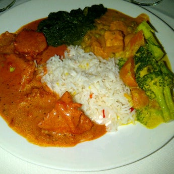 2/2/2012にCharles H.がDarbar Fine Indian Cuisineで撮った写真