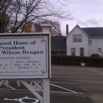 Photo taken at Ronald Reagan Boyhood Home by Douglas M. on 11/3/2011