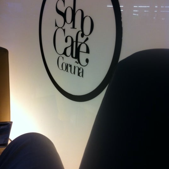 รูปภาพถ่ายที่ Soho Café Coruña โดย Jose M. เมื่อ 8/11/2011