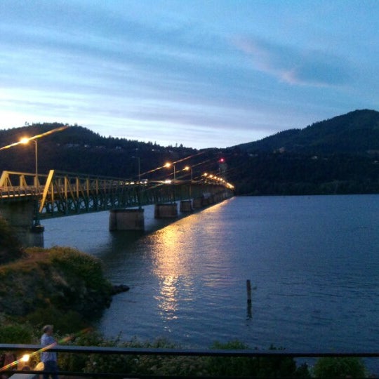 Das Foto wurde bei Best Western Plus Hood River Inn von Bing Bing M. am 6/15/2012 aufgenommen